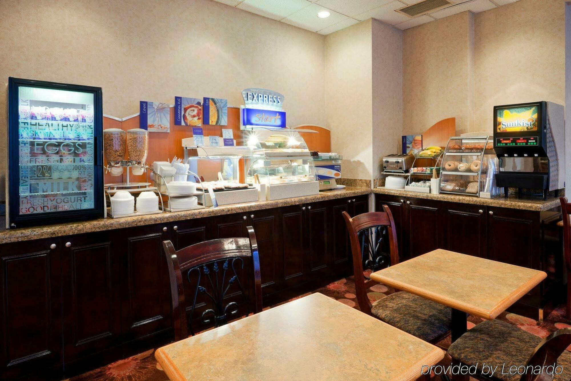 Quality Inn & Suites Regina Downtown Екстериор снимка