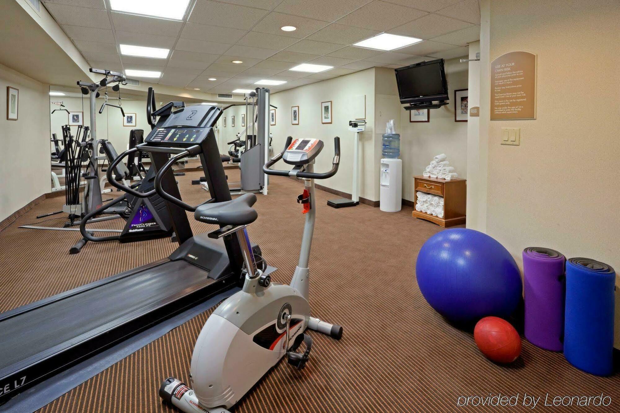 Quality Inn & Suites Regina Downtown Екстериор снимка